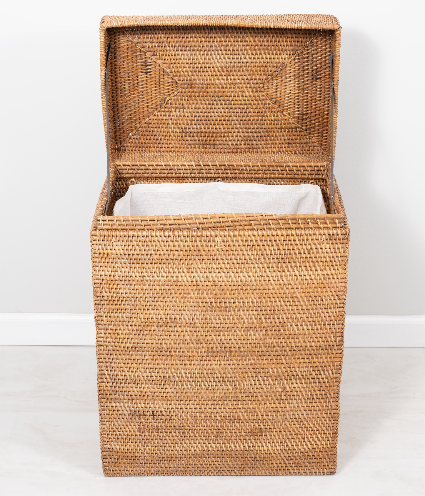 Rectangular Rattan Hamper with Hinged Lid