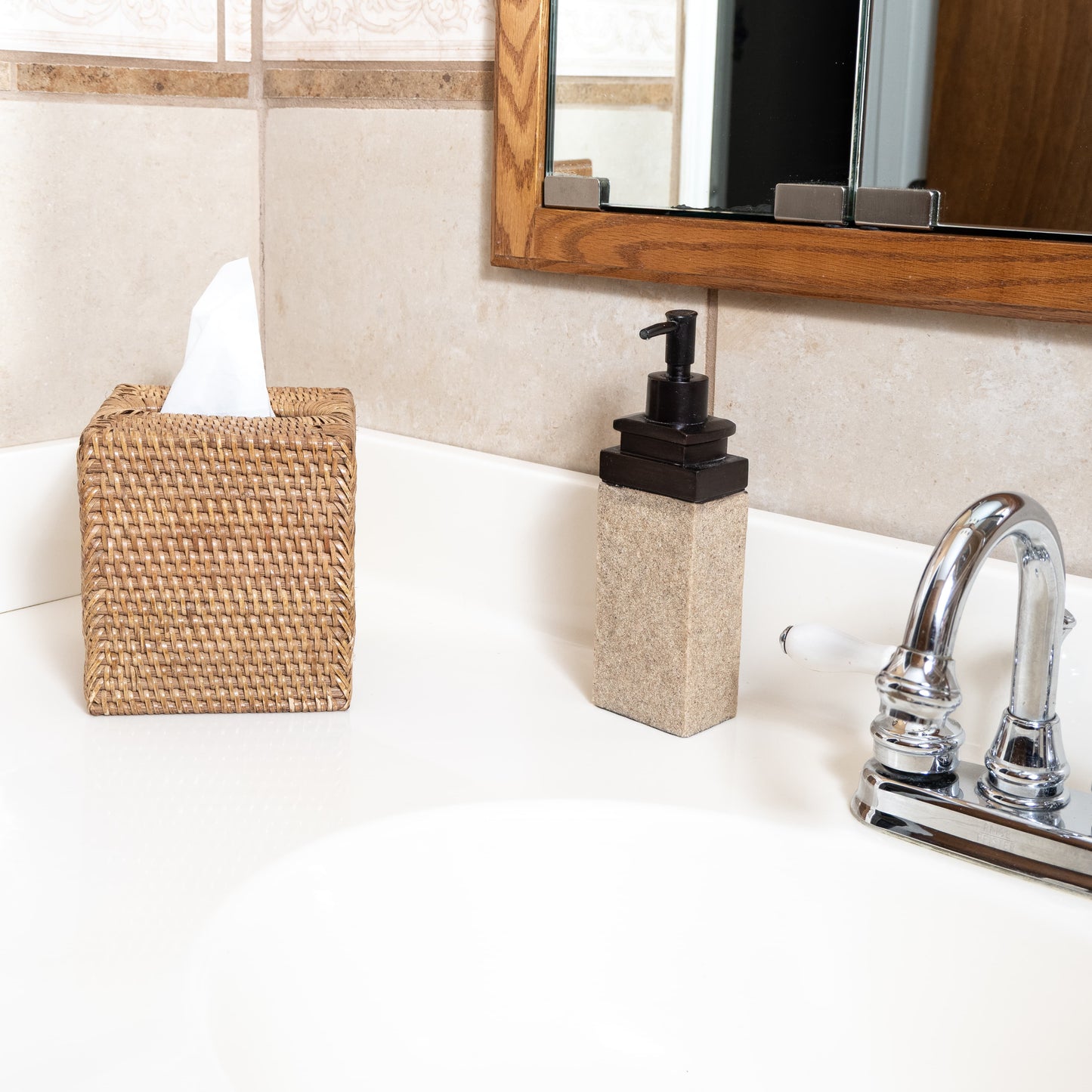 Rattan Column Tissue Box Cover