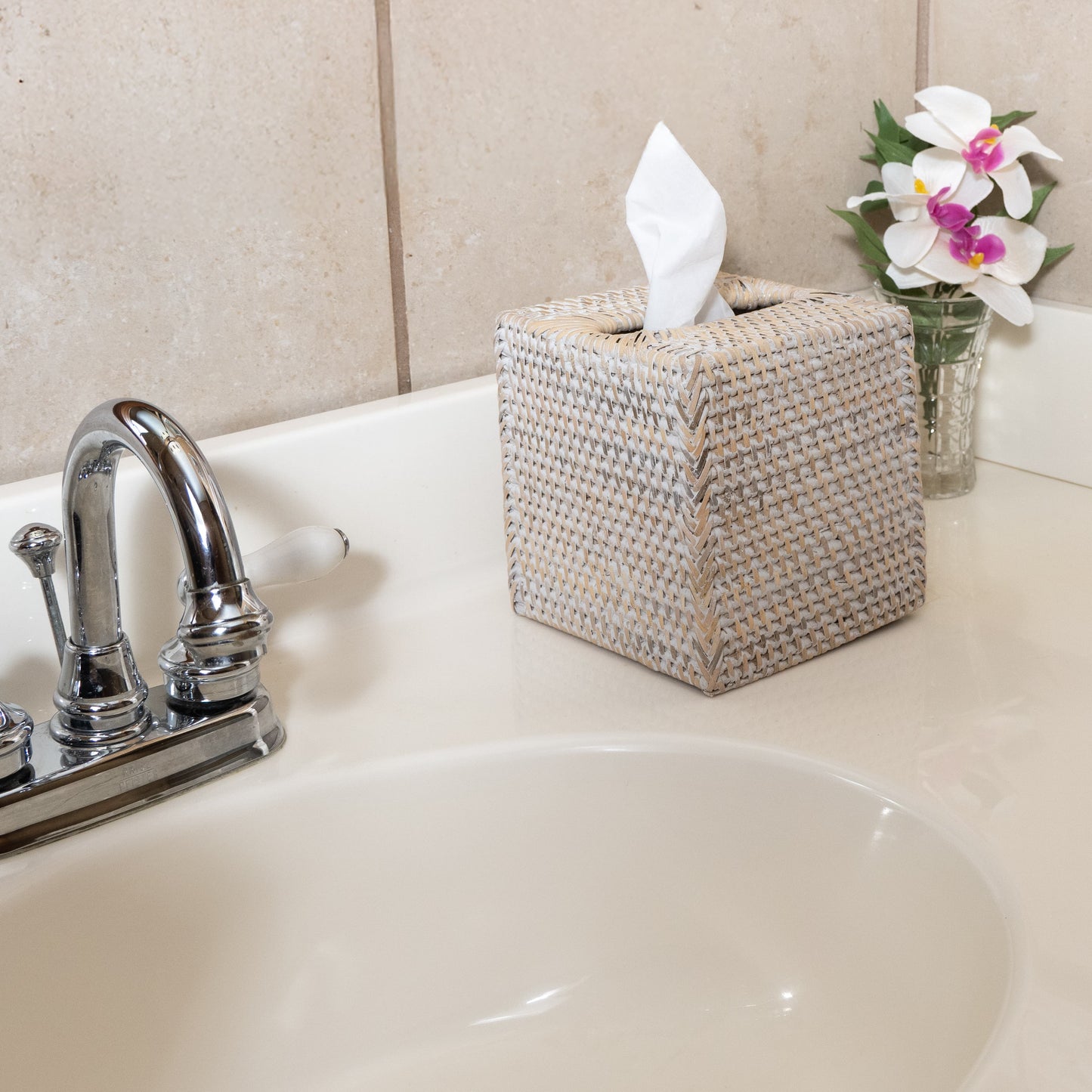 Rattan Column Tissue Box Cover