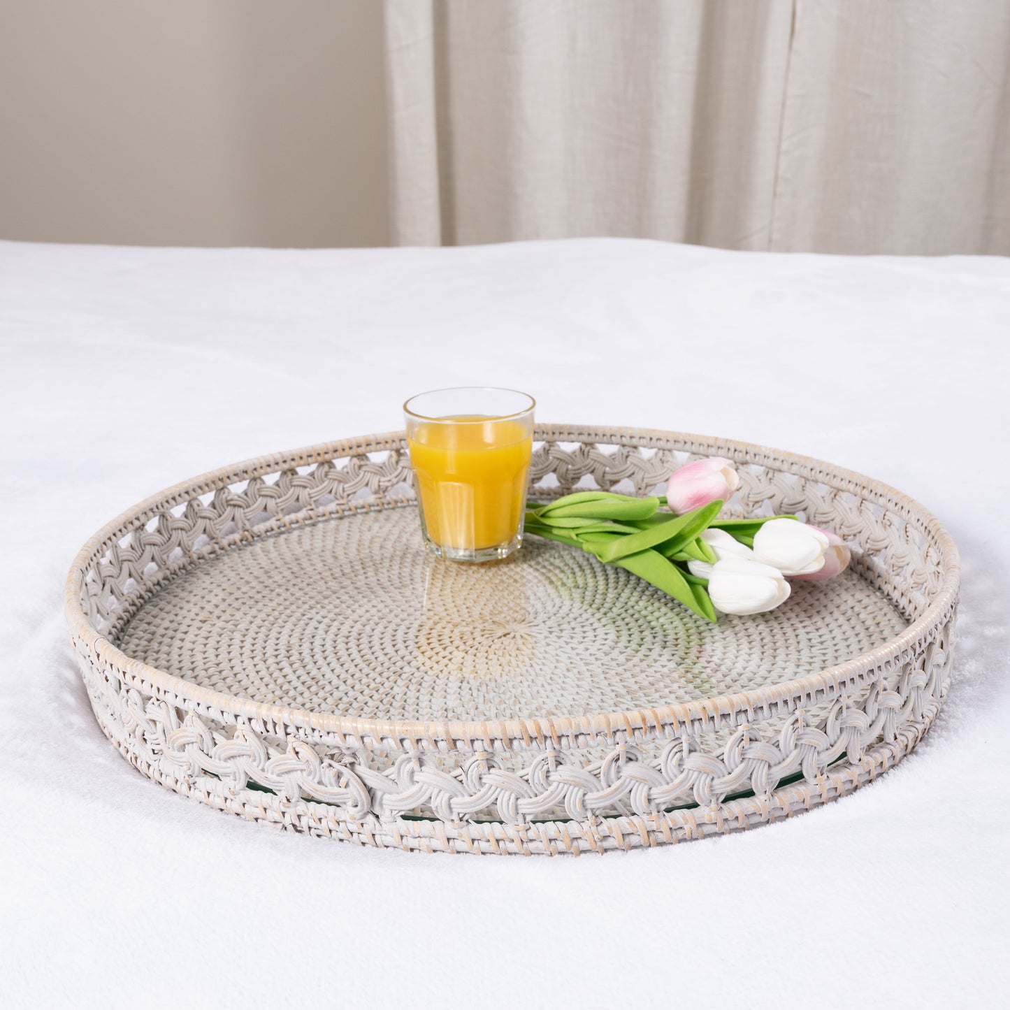 Braided Design Rattan Round Tray with Glass Insert